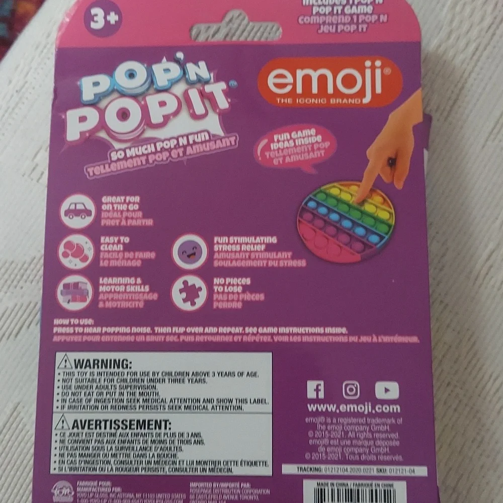 3 Lot  POP N POPIT. Sensory Education Play Emoji  New